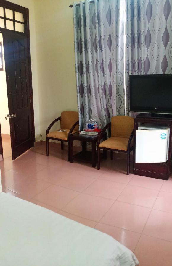 Cat Phu Hotel 부온마투옷 외부 사진